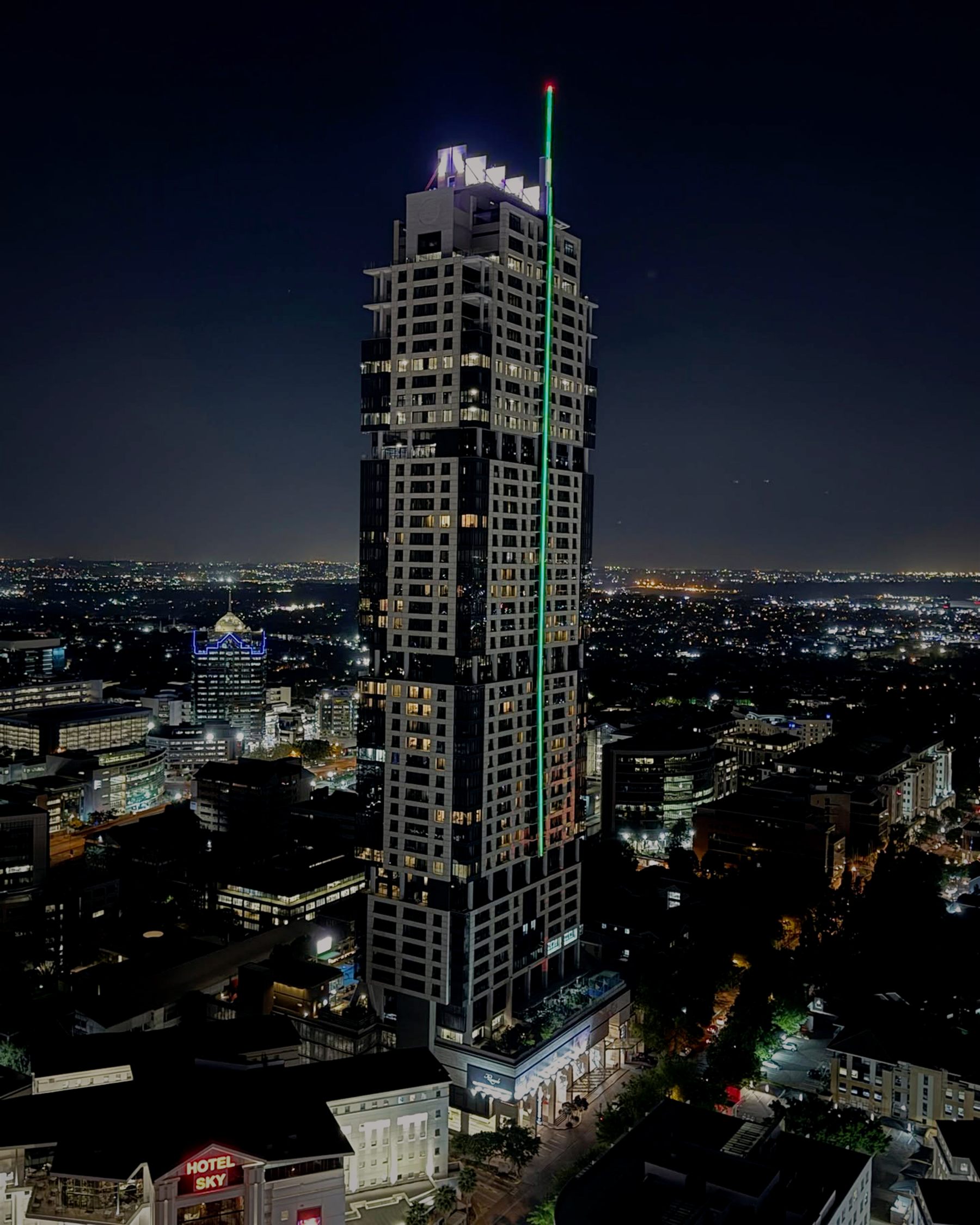 Dior Product Launch — projection mapping on Sandton tower
