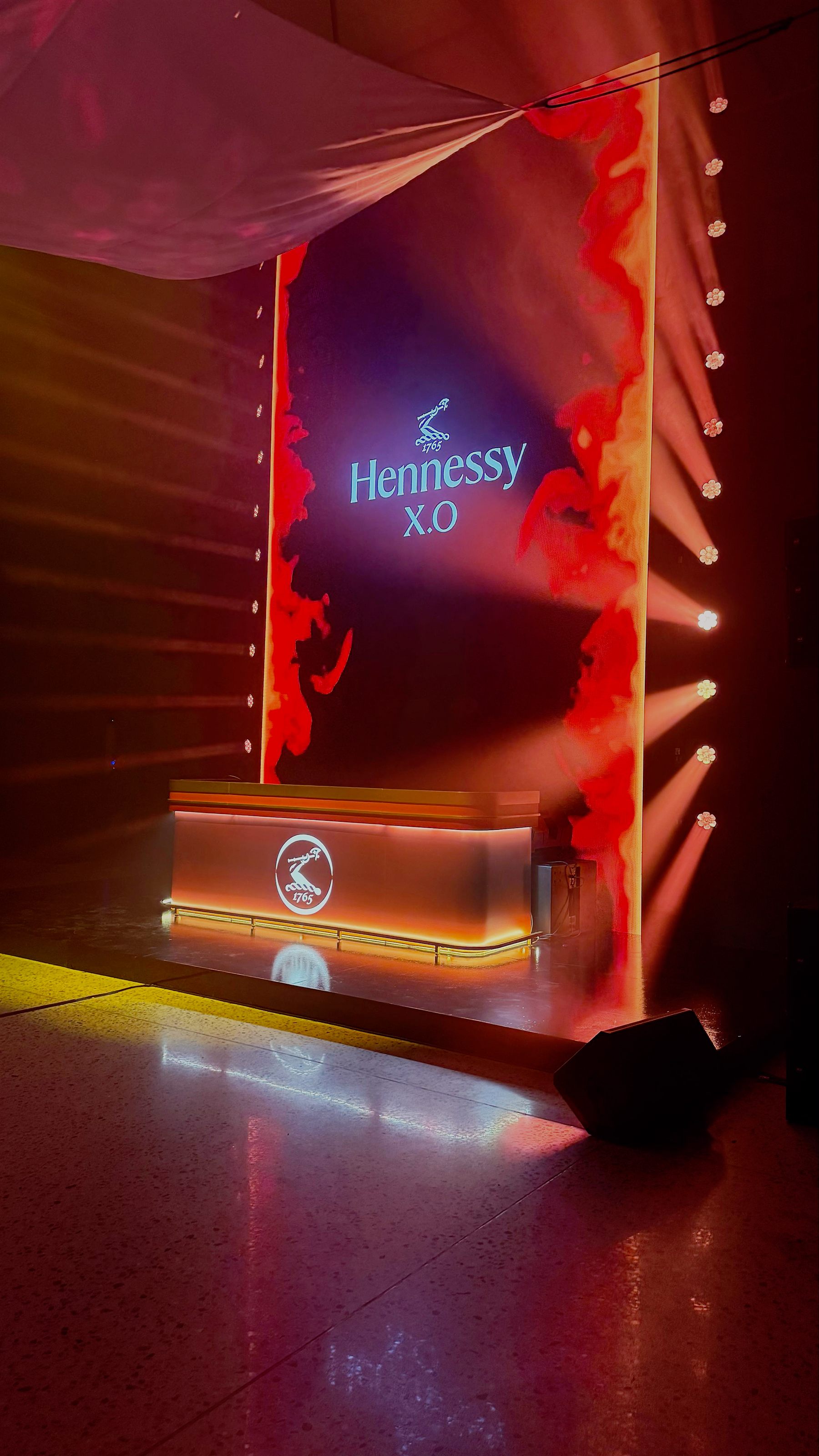 Hennessy 2025 — lighting and set detail